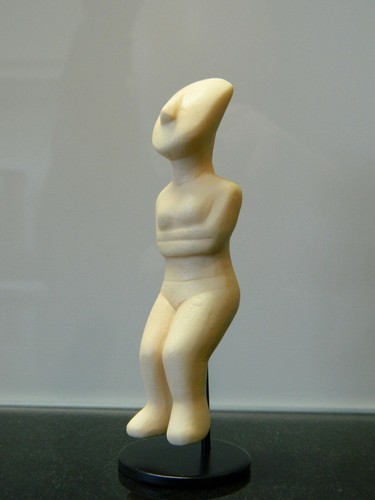 Frauenfigur inkl ständer - 1., inkl.