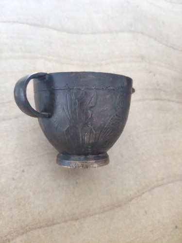 Griechischer bronzebecher mit - griechischer,