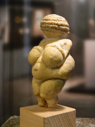 Venus von willendorf - venus,