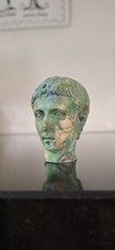 Filigraner Kopf des AUGUSTUS