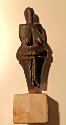 Venus von dolni vestonice - venus,